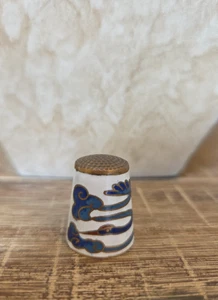 Stunning Vintage Thimble Cloisonne Large Water Bird in Flight White/Blue/Bronze - Picture 1 of 8