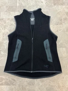 Arc'teryx Fleece Vest Full Zip Polartec Layering Sleeveless Black Womens Small - Picture 1 of 10