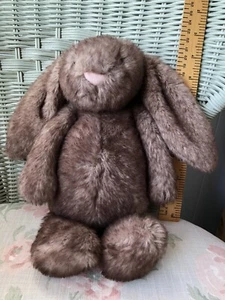 JELLYCAT MEDIUM PECAN BASHFUL BUNNY RABBIT SOFT TOY COMFORTER SOOTHER BROWN - Picture 1 of 3