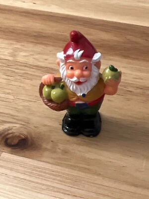 Ü Ei Figur Ferdi Fallobst grüne Äpfel - Bild 1 von 4