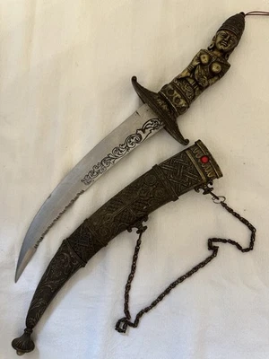 Daga decorativa con funda mango de diosa hindú cuchillo espada ornamentado Foto 1 de 4