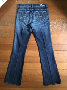 Kut From The Kloth blaue Jeans Hose Farrah Baby Bootcut Größe 6 Schrittlänge: 33" neu ohne Etikett - Bild 1 von 8