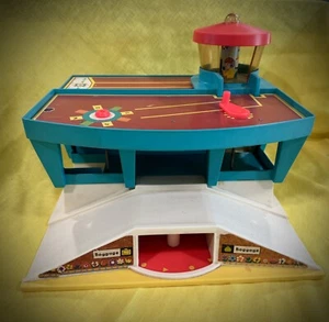 1972 Vintage Fisher-Price #996 Play Family Airport (no box) - Picture 1 of 2