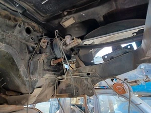Corvette C4 1986 Brake Booster & Master Cylinder L98 USED TPI - Picture 1 of 3