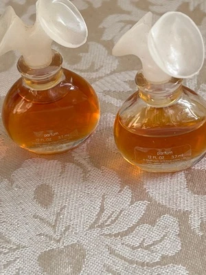 Vintage Chloe Lagerfeld  PARFUM Mini Perfume 0.11 oz Calla Lilly Bottle Lot of 2 - Image 1 of 4