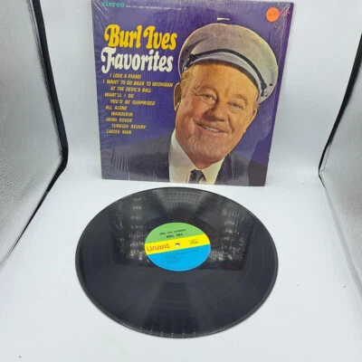 Burl Ives - Favorites 1967 Unart 12" 33 RPM LP  Vinyl very Clean - Image 1 of 3
