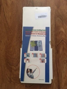 Tablero de ropa de descuento para niños sin marca - Imagen 1 de 3