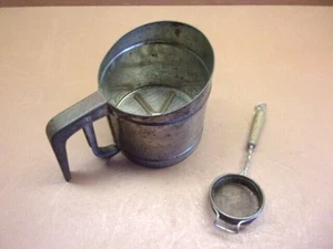 Vintage Small FOLEY Hand Sifter & 2" Tea Strainer Cool Kitchen Decor Pieces LQQK - Picture 1 of 7