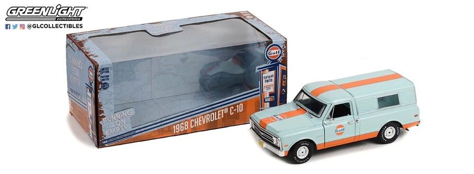 Greenlight 1:24 Scala Diecast 1968 Chevrolet C-10 Con Camper Guscio Gulf Olio - Immagine 1 di 1