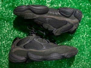 yeezy 500 black price