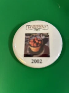 Longaberger Homestead 2002 Apple Basket Button Pin gebraucht - Bild 1 von 1