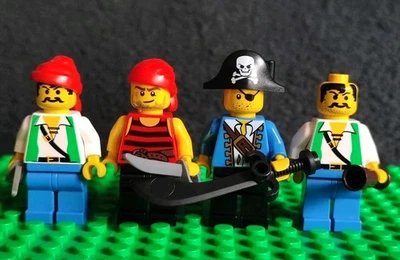 LEGO Pirata Minifiguras Paquete Lote Clásico Capitán Tripulación Chaleco pi102 pi052 pi167 Foto 1 de 4