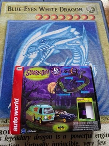 Auto World Scooby-Doo con Batman Mystery Machine Batimóvil Juego de Coche Ranura - Imagen 1 de 10