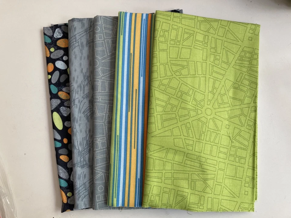 Tela acolchada Barcelona by Brigitte Heitland Zen Chic patio, 2 3/4 yardas Foto 1 de 1