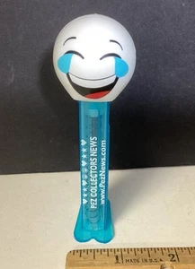 Pez Collectors News Laughing White Emoji Raro Exclusivo Edición Limitada. 75 Made - Imagen 1 de 4