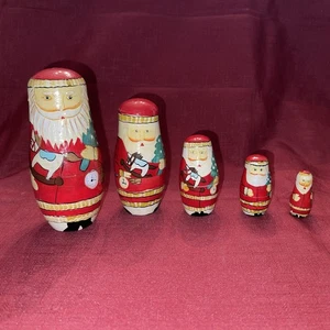 Vintage Holz 5 Stück Weihnachten russische verschachtelte Puppen Weihnachtsmann handbemalt - Bild 1 von 8