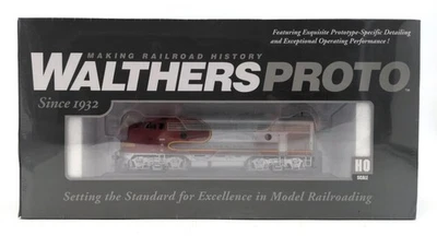 Walthers 920-40900 HO SF EMD F7A-B Set 36" Dynamic Fan w/Sound & DCC #300L, 300A - Image 1 of 3