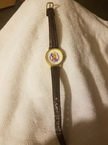 calfornia Angels Baseball Watch Red leather strap with gold tone base needs batt Cover