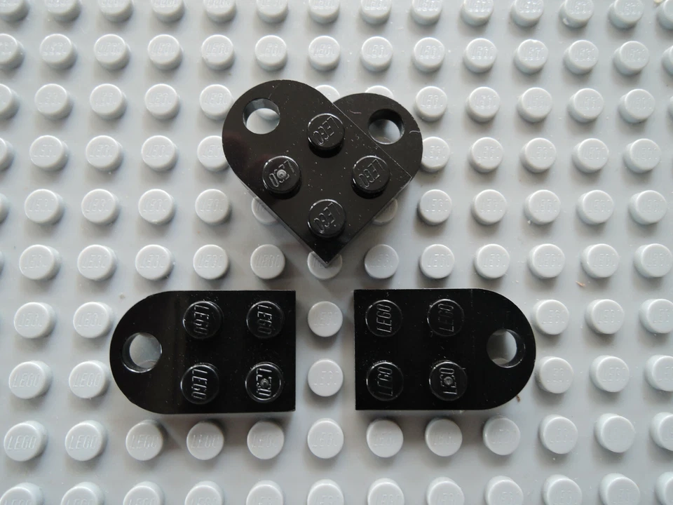 LEGO 4 x Kupplung Platte 3x2 abgerundet mit Loch 3176 Herz schwarz  - Bild 1 von 1