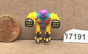Z-Bots Mini Z's SPYBASE 7 1" Mini Figura Micro Máquinas Galoob - Imagen 1 de 1