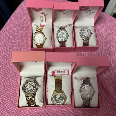 Reloj para mujer Betsey Johnson nuevo en caja Foto 1 de 4