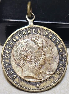 Medal with eyelet Translated: "800 Years Wettin 1889 God Blessed Our House" - Picture 1 of 9
