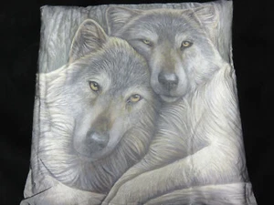 Lisa Parker "Loyal Companions" 42 X 42 CM Cushion Wolf Fantasy - Picture 1 of 2