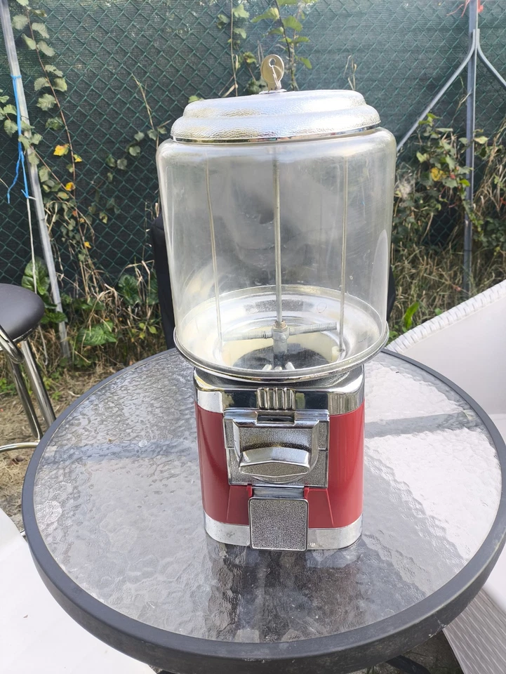 Distributore Di Palline - Immagine 1 di 1