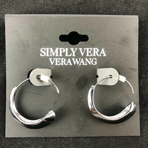 Pendientes Vera Wang tono plata oscura aros 7/8" - Imagen 1 de 1