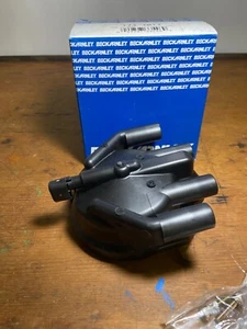 Distributor Cap Beck/Arnley 174-7017 fits 93-96 Mitsubishi Galant 2.4L-L4 Screws - Picture 1 of 4