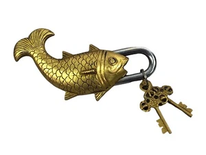 Trinetra artizan solid brass fish padlock with 2 keys fully functional 7x 3 - Picture 1 of 6