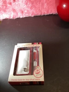 NEW G2 PINK & WHITE iPod NANO Flip Case W/Mirror & Wrist Strap BRAND NEW - Picture 1 of 4