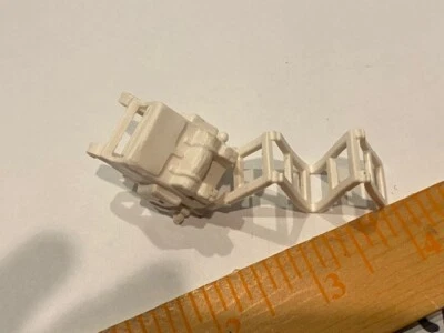 GI JOE  COBRA 1/18 SCALE VINTAGE STAR WARS BACK PACK LADDER - Image 1 of 2