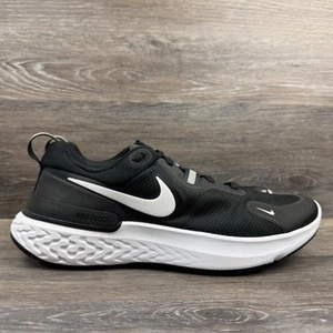 Nike React Miler Running Shoes Women Size 11 Black White Lace up Mesh Sneakers - Picture 1 of 13