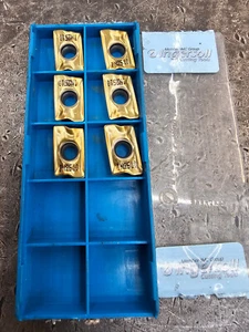 Stck 6 Ingersoll AOMT 170508 R AOMT170508R 5873039 IN2510 Grade Hartmetalleinsätze - Bild 1 von 2