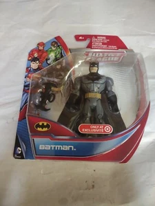 NEW JUSTICE LEAGUE BATMAN 5" ACTION FIGURE DC COMICS 2013! TARGET EXCLUSIVE! R35 - Picture 1 of 6