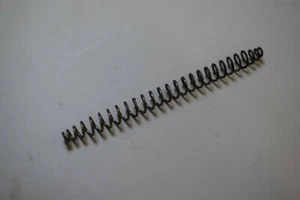 Resorte de retorno carburador deslizante Wright - 63 mm O/D 5 mm (Kart/Karting) (paquete de 25) - Imagen 1 de 1