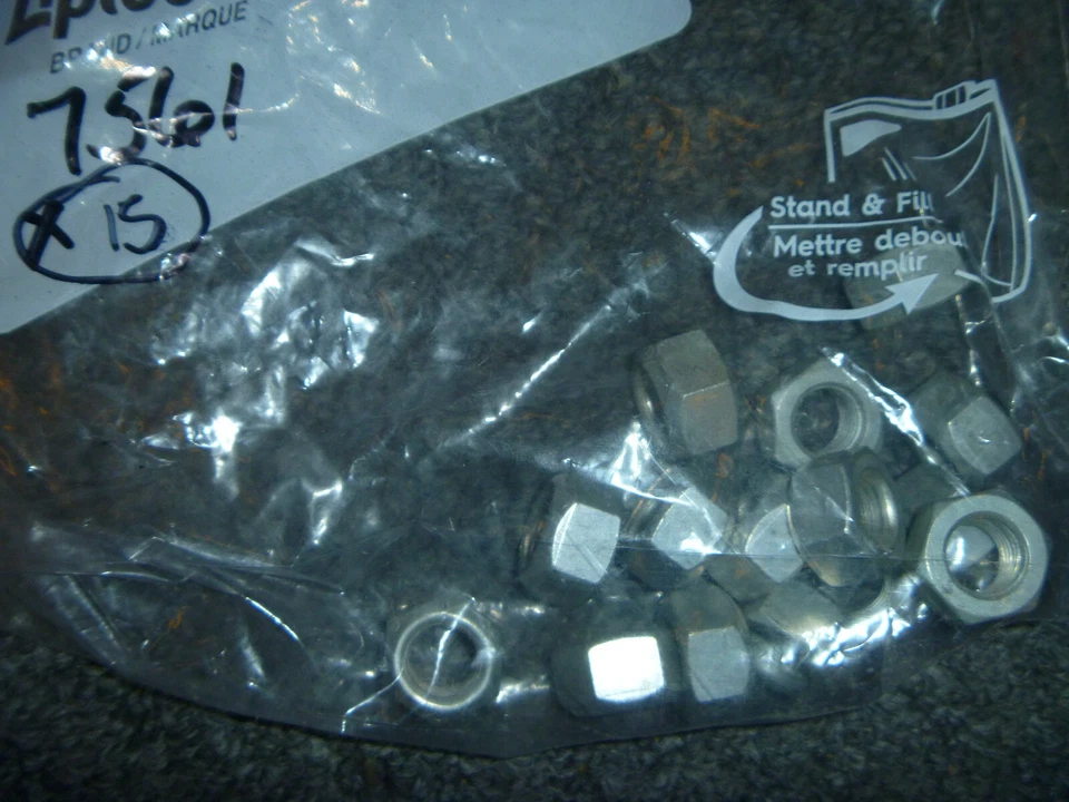 1971-1992 Harley Davidson Super Glide Softail заднее колесо гайка 7561 OEM новый - Изображение 1 из 1