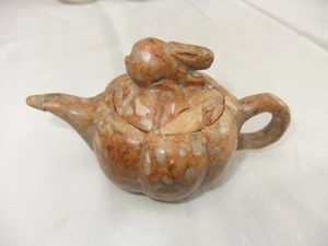 Antigua tetera china de piedra jabonera con remate de conejo altura 7 x 12 x 6,5 cm - Imagen 1 de 9