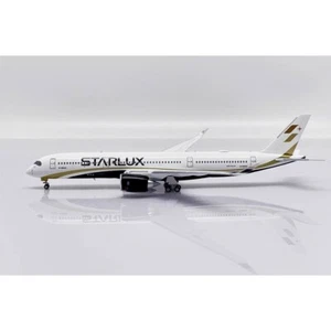 Juguetes modelo de aleación a escala 1:400 diecast Airbus A350-900 pintados de Starlux Airlines - Imagen 1 de 6