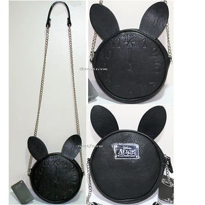 Disney ALICIA EN EL PAÍS DE LAS MARAVILLAS RELOJ Conejo Negro Cantimplora BOLSO BANDOLERA Cartera NUEVO - Imagen 1 de 7