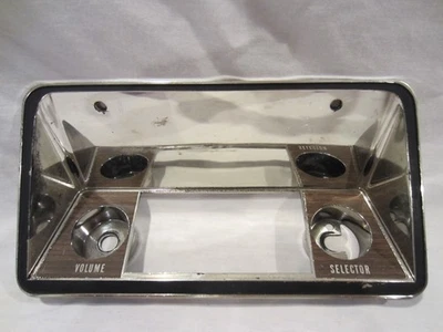 Buick Skylark 1970-1972, GS, GSX radio bisel, grano de madera, GM 1233228, USADO Foto 1 de 4