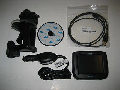 Magellan RoadMate 2000 Automotive Mountable GPS Receiver - Image 1 of 4