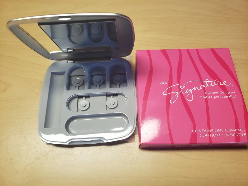 Mary Kay Custom Compact (sin rellenar) Foto 1 de 1