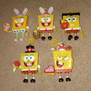 2000er SpongeBob Halloween Ostern Valentinstag Clip On Tasche Pack Schlüsselanhänger Figuren - Bild 1 von 2