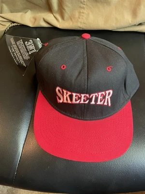 X-Large  3 N 1 Skeeter Fishing Hat. New. Red White And Black - Image 1 of 4