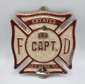 New Hyde Park, NY-Fire Department Ex Captain Badge Car Plate-Long Island - Picture 1 of 2