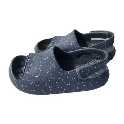 Blue Youth Size 10 Cat and Jack Sandal w/Heel Strap Hook and Loop Closure - Image 1 of 4