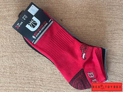 Chicago Bulls Socks Mens 6-12 Unk Red Gray Black Low Cut 3 Pairs NBA Basketball Cover