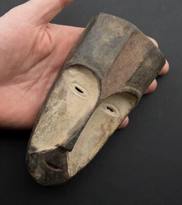 Masquette masque diminutif africain tsogho Gabon bois 15.7cm Art premier 16699 - Picture 1 of 3